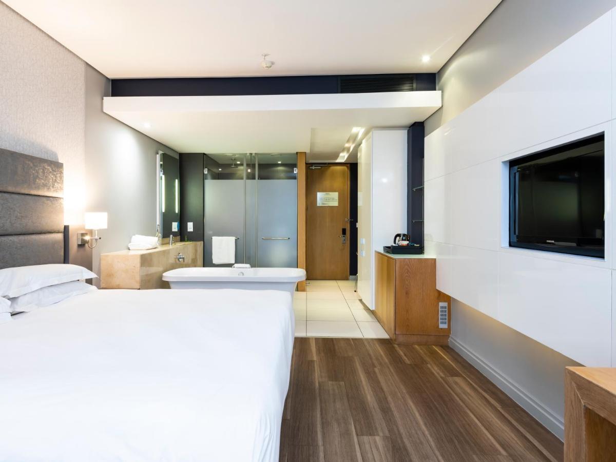 Aha Gateway Hotel Umhlanga Durban Esterno foto