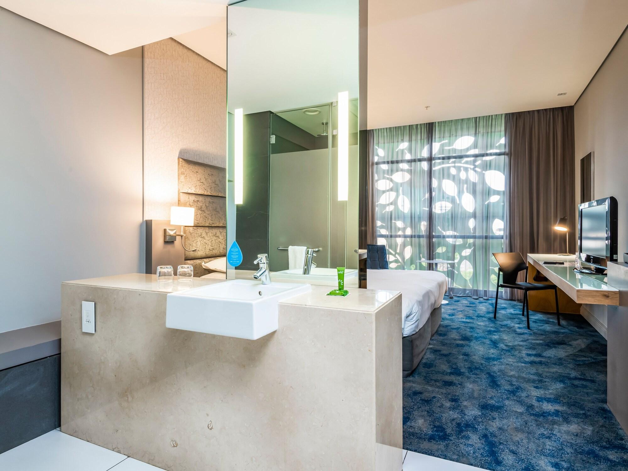 Aha Gateway Hotel Umhlanga Durban Esterno foto