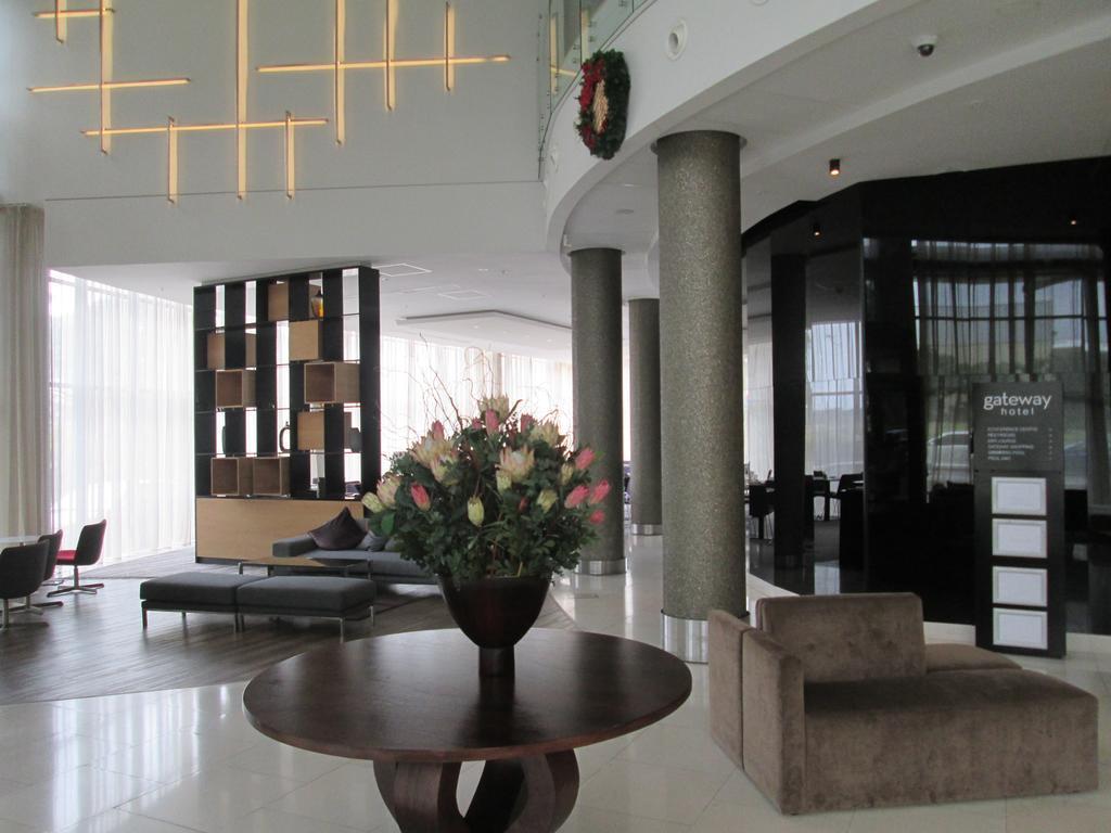 Aha Gateway Hotel Umhlanga Durban Esterno foto